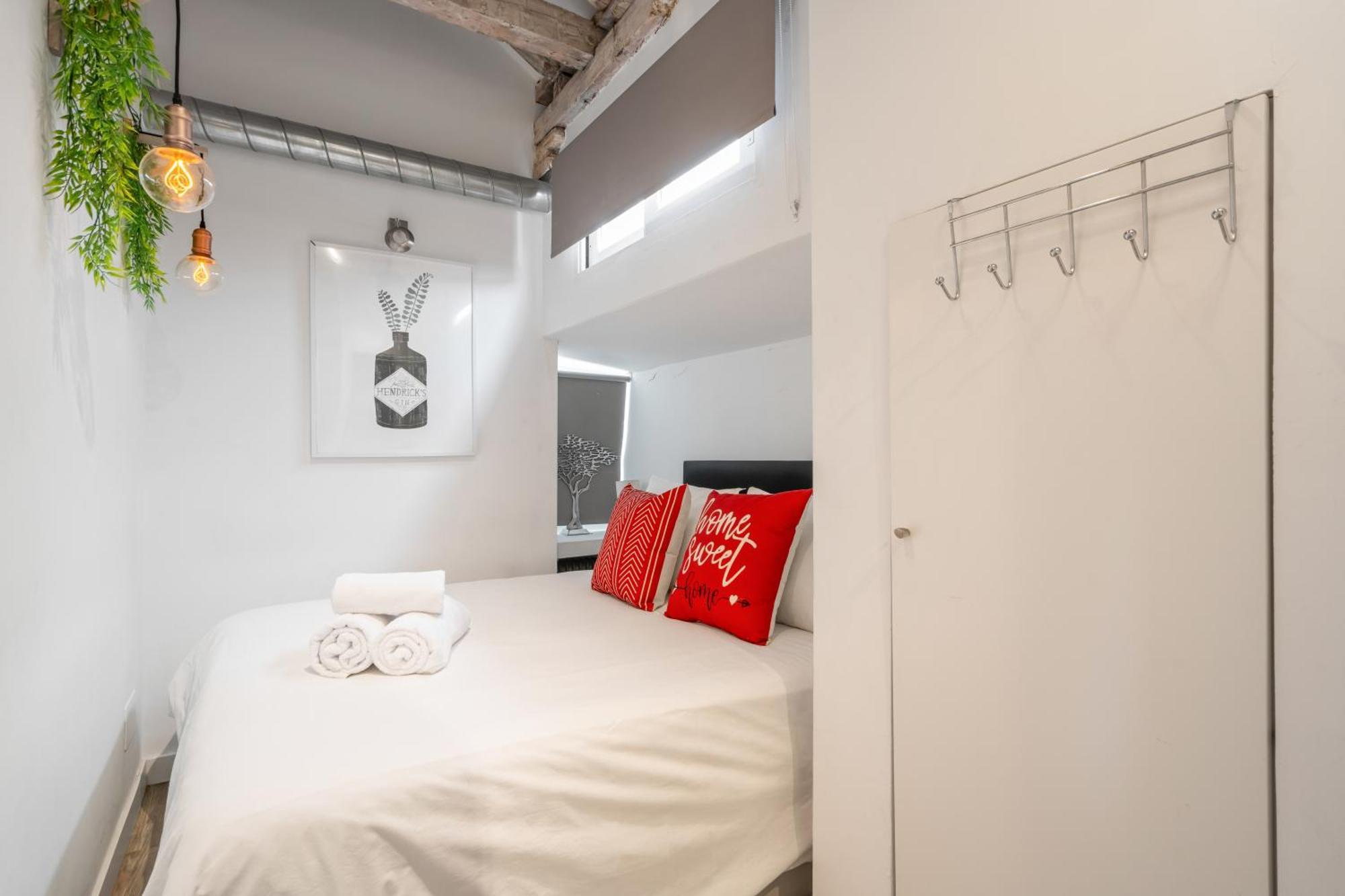 Attic 3bedrms-2baths In Heart Of Malasana Apartamento Madri